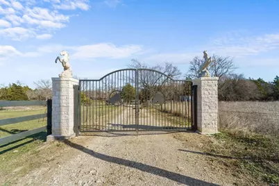 1006 S Clark Road, Cedar Hill, TX 75104 - Photo 1