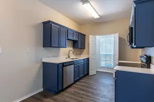 102 Collett Ct, Weatherford, TX 76088 - Photo 5