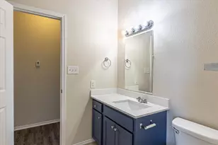 102 Collett Ct, Weatherford, TX 76088 - Photo 11