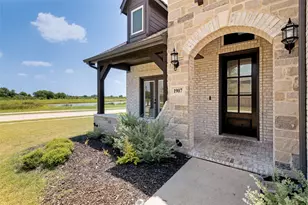 1907 Huron Dr, Forney, TX 75126 - Photo 3