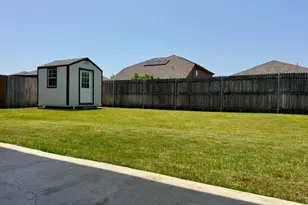 1120 Sierra Blanca Dr, Fort Worth, TX 76028 - Photo 25