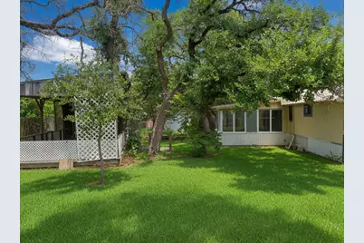 9014 5th Street, Crawford, TX 76638 - Photo 11