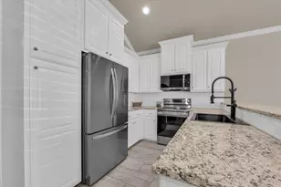 691 Park St, McGregor, TX 76657 - Photo 7