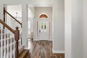 1395 Clear Creek Dr, Lewisville, TX 75067 - Photo 5