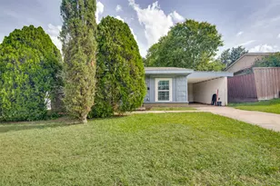 826 Beverly Dr, Garland, TX 75040 - Photo 3
