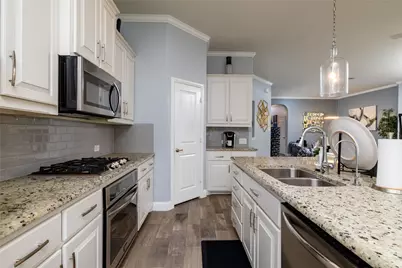 4008 Knollbrook Lane, Fort Worth, TX 76137 - Photo 11