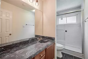 6304 Brookcrest Dr, Arlington, TX 76018 - Photo 15