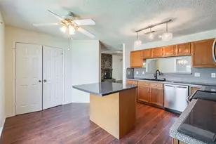 6304 Brookcrest Dr, Arlington, TX 76018 - Photo 9