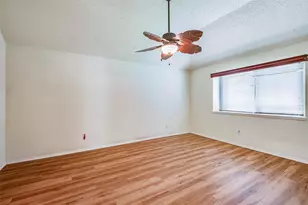 6304 Brookcrest Dr, Arlington, TX 76018 - Photo 11