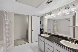 5550 Spring Valley Rd, Dallas, TX 75254 - Photo 17