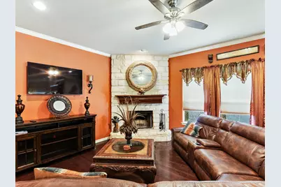 6004 Cedar Glen Court, Grand Prairie, TX 75052 - Photo 9