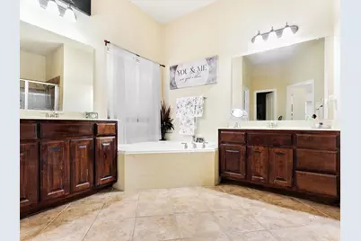 6004 Cedar Glen Court, Grand Prairie, TX 75052 - Photo 17