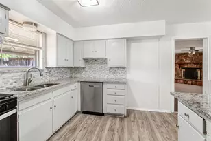3009 W 11th St, Irving, TX 75060 - Photo 17