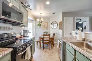 6605 Six J Ct, Granbury, TX 76049 - Photo 15