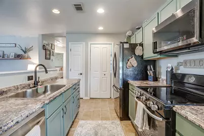 6605 Six J Court, Granbury, TX 76049 - Photo 13
