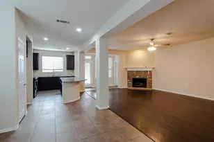 1512 Cockatiel Dr, Little Elm, TX 75068 - Photo 5