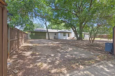 3908 Royal Lane, Dallas, TX 75229 - Photo 19