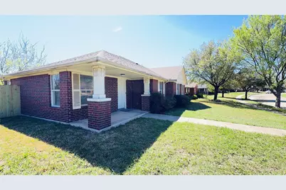 7632 Livvie Meador Lane, Dallas, TX 75227 - Photo 9