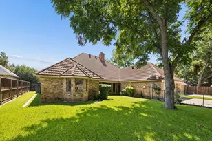 1913 Pecan Ridge Dr, Rowlett, TX 75088 - Photo 19