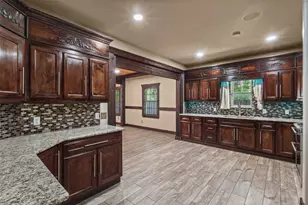 3030 Weisenberger Dr, Dallas, TX 75212 - Photo 11