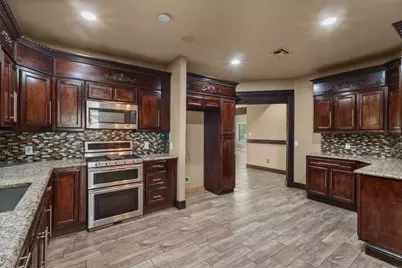 3030 Weisenberger Drive, Dallas, TX 75212 - Photo 13