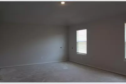 708 Spaulding Street, Justin, TX 76247 - Photo 9