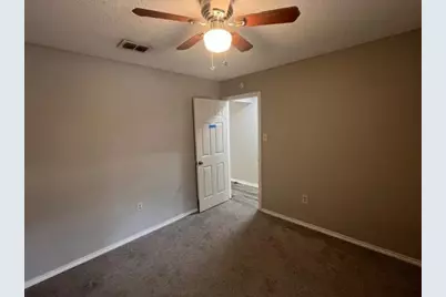934 Robinwood Drive, Arlington, TX 76017 - Photo 7