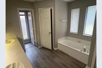 934 Robinwood Drive, Arlington, TX 76017 - Photo 13