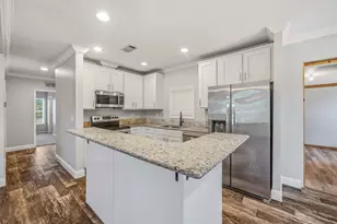 570 Armadillo Ct, Granbury, TX 76049 - Photo 7