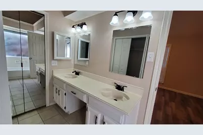 8440 Willow Creek Drive, Frisco, TX 75034 - Photo 11