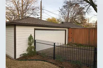 7219 Clemson Drive, Dallas, TX 75214 - Photo 9
