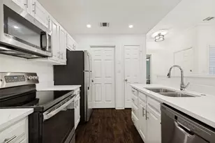 12680 Hillcrest Rd, Dallas, TX 75230 - Photo 11
