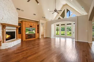 5809 Nutcracker Dr, Granbury, TX 76049 - Photo 7