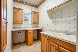 5809 Nutcracker Dr, Granbury, TX 76049 - Photo 21