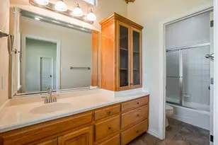 5809 Nutcracker Dr, Granbury, TX 76049 - Photo 23