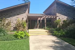 10626 Northboro St, Dallas, TX 75230 - Photo 39