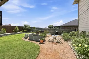 212 Cheyenne Dr, Waxahachie, TX 75165 - Photo 5