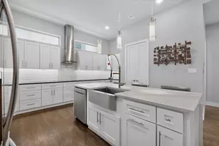 3170 Carmel St, Dallas, TX 75204 - Photo 15