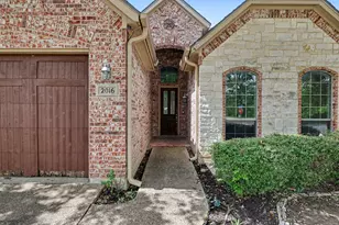 2016 Kodiak Ct, Arlington, TX 76013 - Photo 3