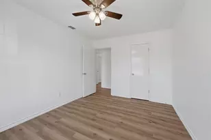 124 Prairie Creek Rd, Red Oak, TX 75154 - Photo 11
