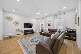 2715 Kimsey Dr, Dallas, TX 75235 - Photo 13