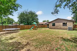 624 Hallvale Dr, White Settlement, TX 76108 - Photo 25