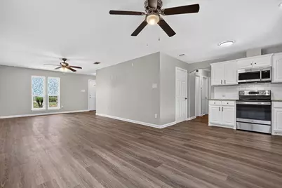 624 Hallvale Drive, White Settlement, TX 76108 - Photo 7