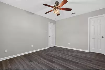 624 Hallvale Drive, White Settlement, TX 76108 - Photo 11