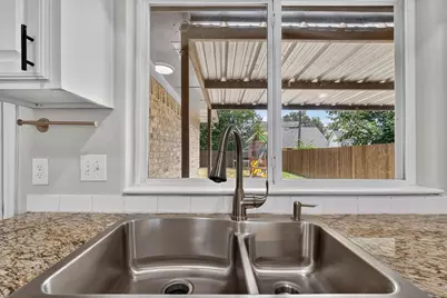 624 Hallvale Drive, White Settlement, TX 76108 - Photo 5