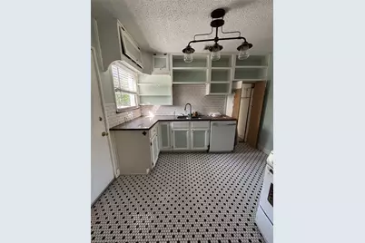 4252 S Cresthaven Road, Dallas, TX 75209 - Photo 5