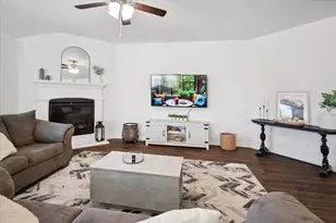11240 Ponderosa Trl, Aubrey, TX 76227 - Photo 7