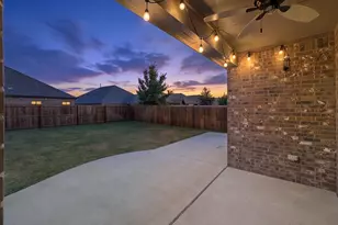 2717 Ainsworth Rd, Aubrey, TX 76227 - Photo 31