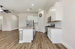 2717 Ainsworth Rd, Aubrey, TX 76227 - Photo 15