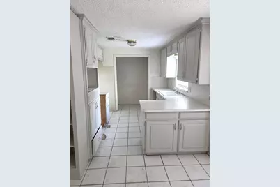 515 Grants Parkway, Arlington, TX 76014 - Photo 11